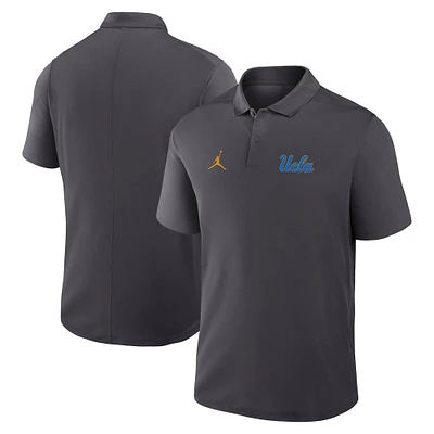 Polo Jordan Brand Anthracite pour homme avec logo principal Primetime Victory des Bruins de l'UCLA