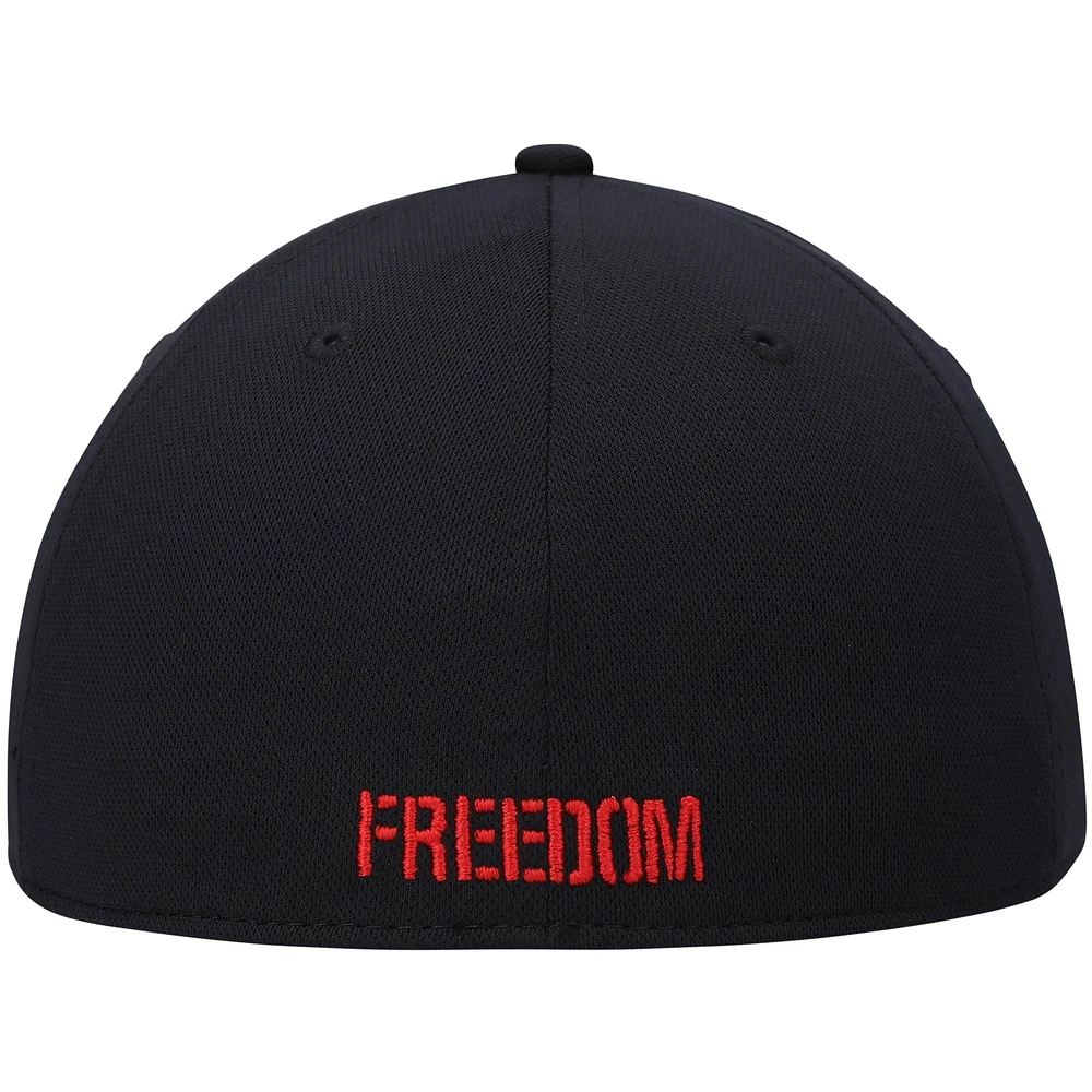 Men's Under Armour Black Freedom Blitzing Logo Flex Hat