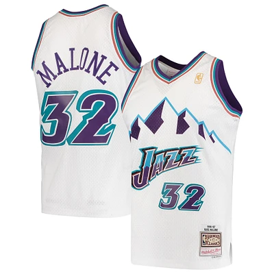 Maillot Swingman Mitchell & Ness Karl Malone blanc Utah Jazz 1996/97 Hardwood Classics pour hommes