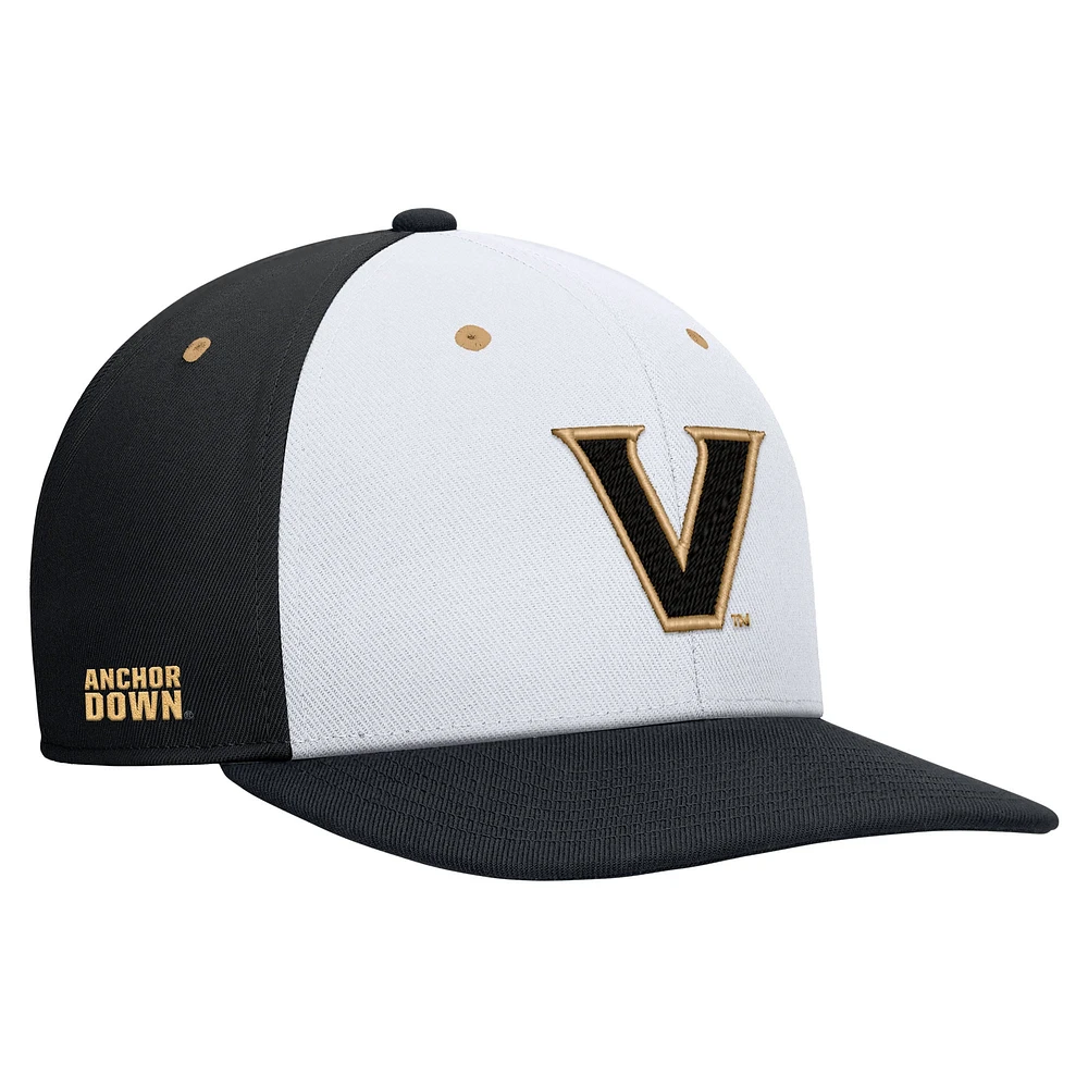 Casquette Nike Vanderbilt Commodores Pro Performance Snapback pour homme Blanc/Noir