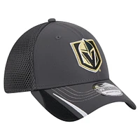 Men's New Era  Gray Vegas Golden Knights Linear Featherweight 39THIRTY Flex Hat