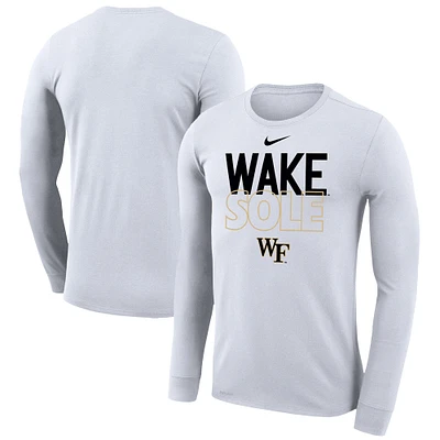 T-shirt à manches longues Nike Wake Forest Demon Deacons 2023 On Court Bench blanc