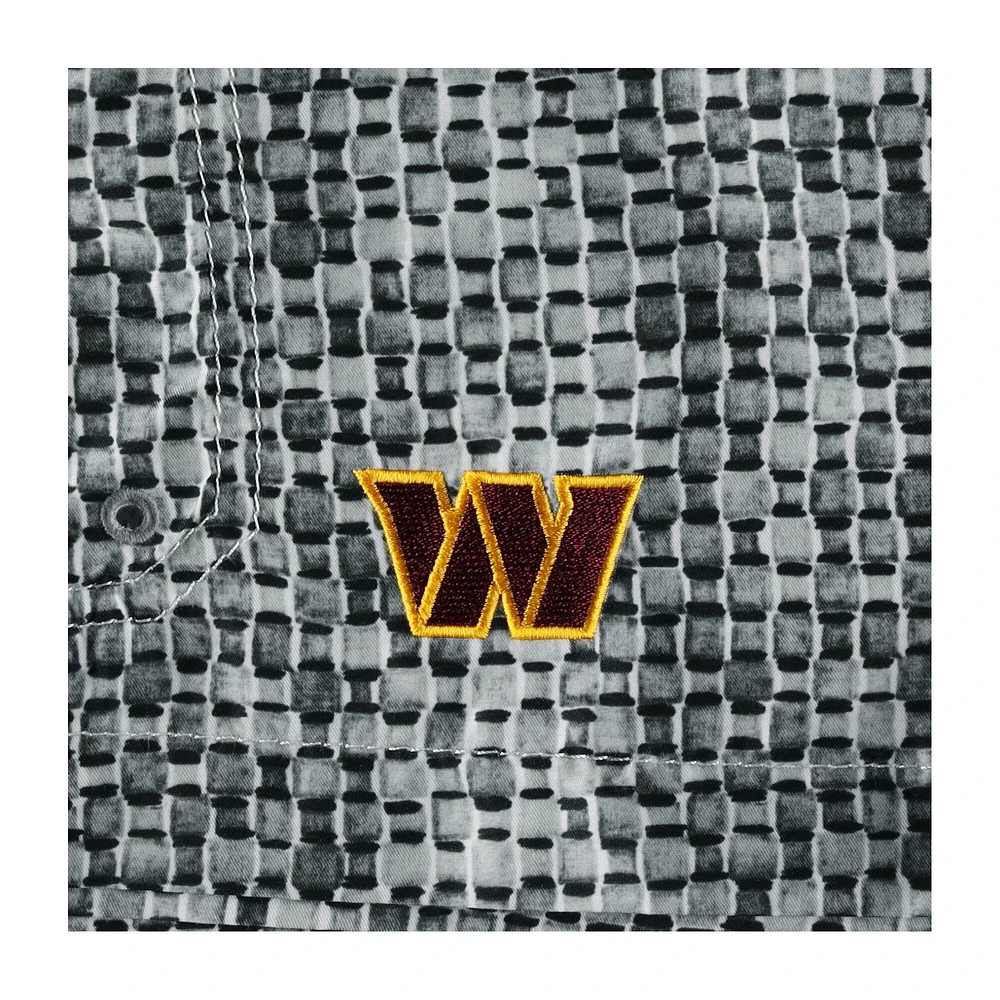 Short de bain Tommy Bahama Washington Commanders Baja Geo Wave gris pour homme
