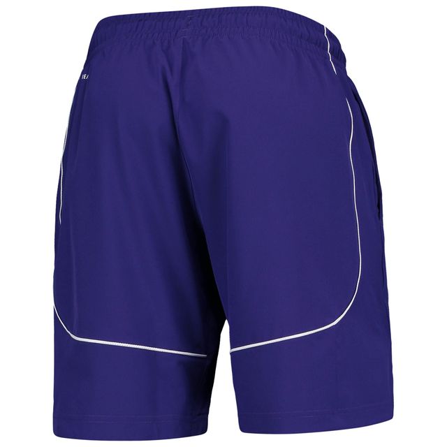 Short de basketball AEROREADY violet adidas pour hommes des Washington Huskies Swingman