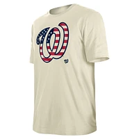 T-shirt crème New Era pour hommes des Nationals de Washington Americana Flag Fill