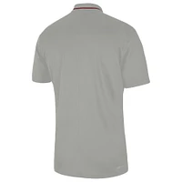 Polo de performance des entraîneurs la ligne touche Nike Washington State Cougars 2023 pour homme, gris