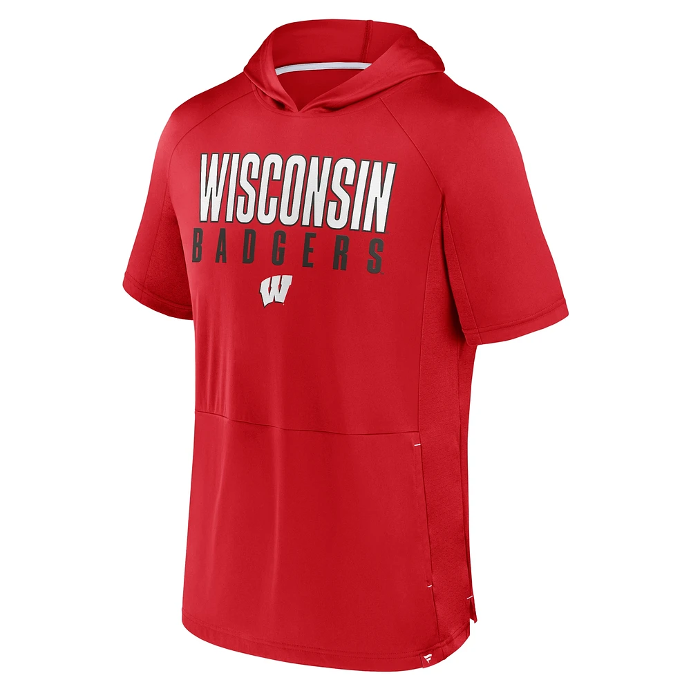 Men's Fanatics  Red Wisconsin Badgers Core Read Raglan Hoodie T-Shirt