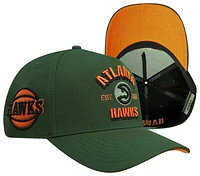 Pro Standard Hawks Pinch Front Snapback - Men's
