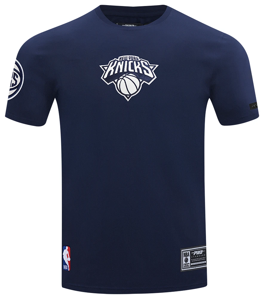 Pro Standard Knicks Sporting Life T-Shirt - Men's