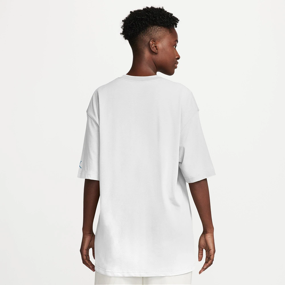 Jordan GFX OS 2 Short Sleeve T-Shirt - Women's