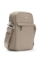 Reporter bag with signature stripe and logo detail