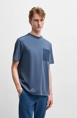 T-shirt with tonal trims