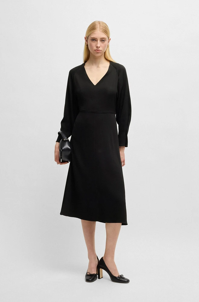 V-neck dress with button cuffs