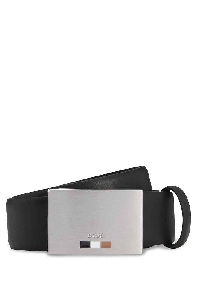 Reversible leather belt with plaque buckle