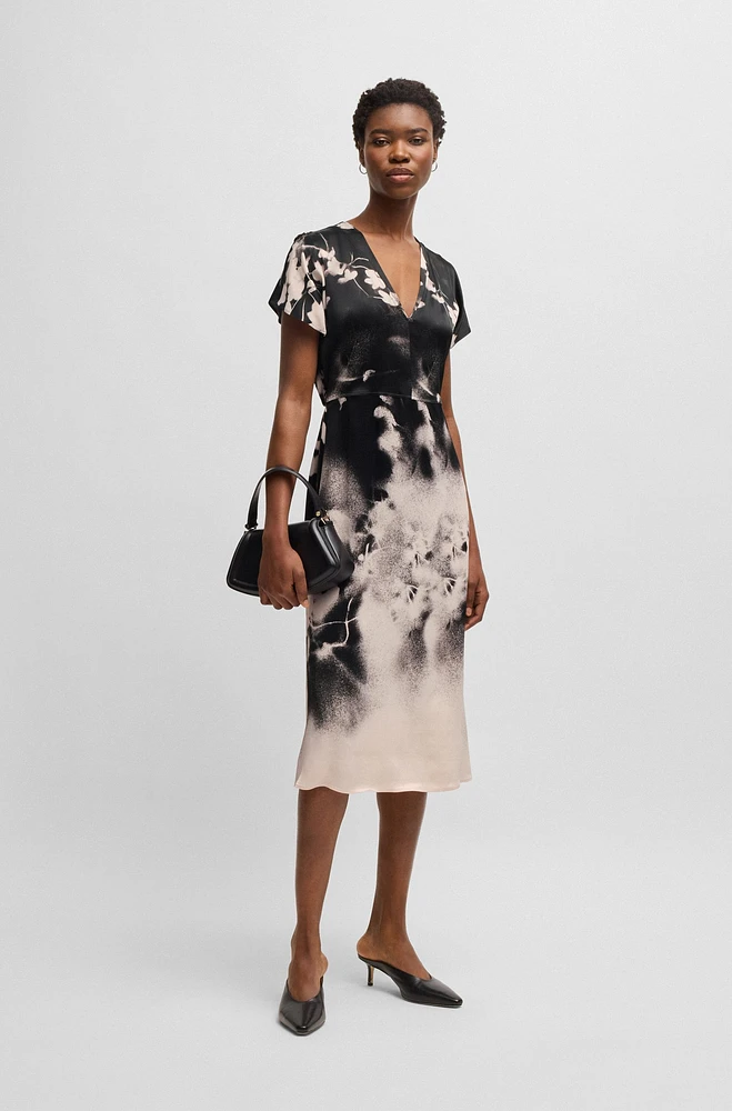 V-neck dress with degradé floral print