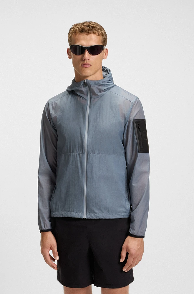 Packable water-repellent jacket lightweight ripstop fabric