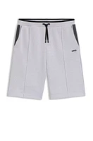 Relaxed-fit shorts quilted jacquard
