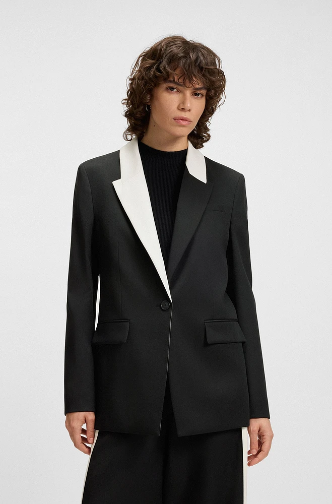 Relaxed-fit blazer with color-blocked lapels