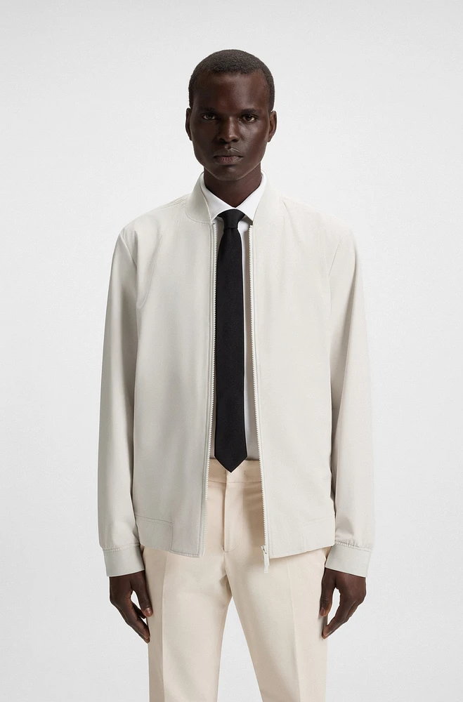 Water-repellent jacket performance-stretch fabric