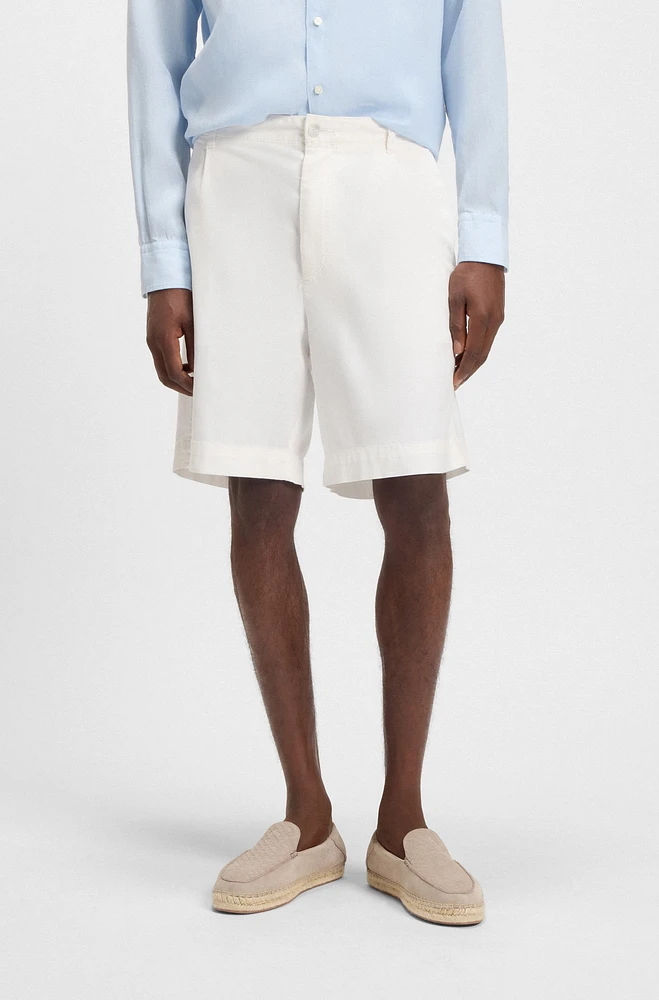 Relaxed-fit shorts stretch-cotton twill