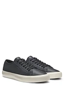 Low-top trainers grained faux leather