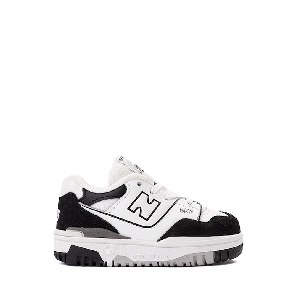 New Balance 550 Athletic Shoe