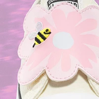 Converse Chuck Taylor All Star Flower And Bee Easy-On Low-Top Sneaker - Baby / Toddler Egret
