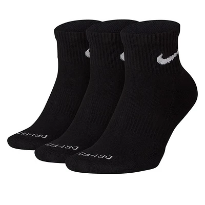 Nike Three Pack Everyday Plus Cushioned Ankle Socks in Black, Size Medium, Polyester