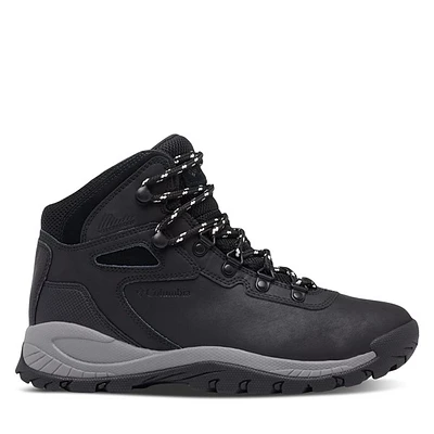 Columbia Women's Newton Ridge Plus Wateproof Hiking Waterproof Boots in Black/Gray, Size 5, Leather