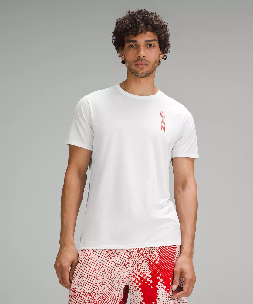 Team Canada lululemon Fundamental T-Shirt *COC Logo | Men's Short Sleeve Shirts & Tee's