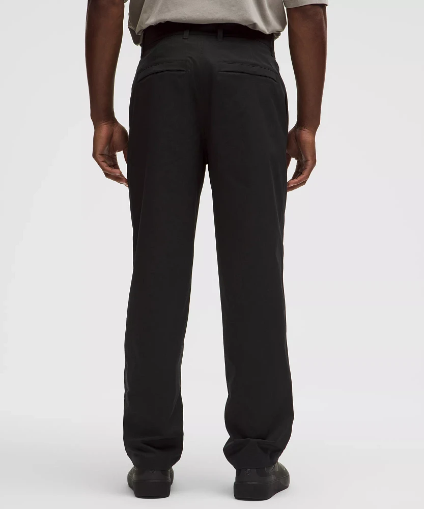 Woven Classic-Fit Pleated Trouser *Regular | Men's Trousers