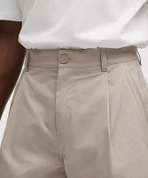 Woven Relaxed-Fit Pleated Short 8" | Men's Shorts