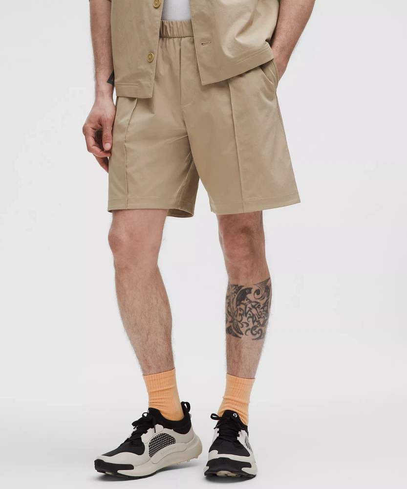 Woven Pintuck Pull-On Short 8" | Men's Shorts