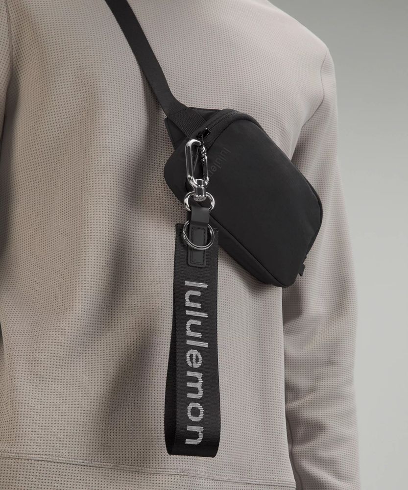Never Lost Keychain | Men's Bags,Purses,Wallets