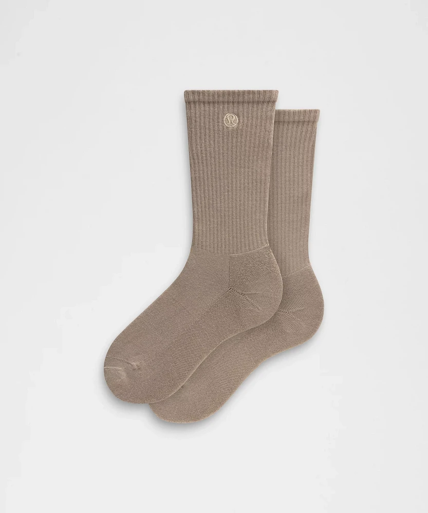 Unisex Daily Essential Crew Socks | Men's
