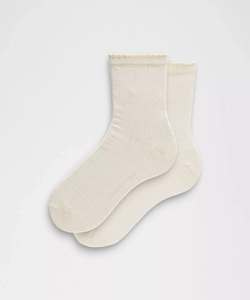 Unisex Pointelle Quarter Socks | Men's