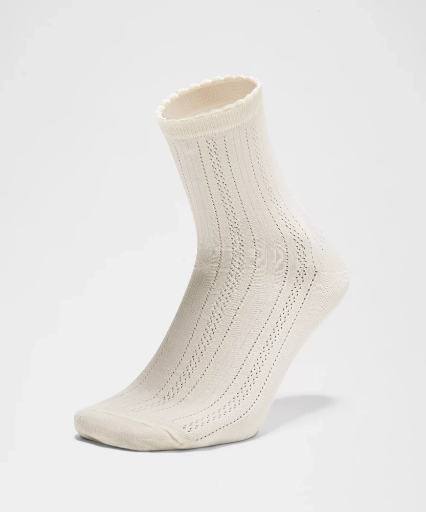 Unisex Pointelle Quarter Socks | Men's