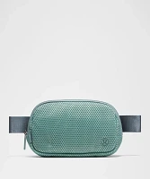 Everywhere Belt Bag 1L *Knit Mesh | Men's Bags,Purses,Wallets