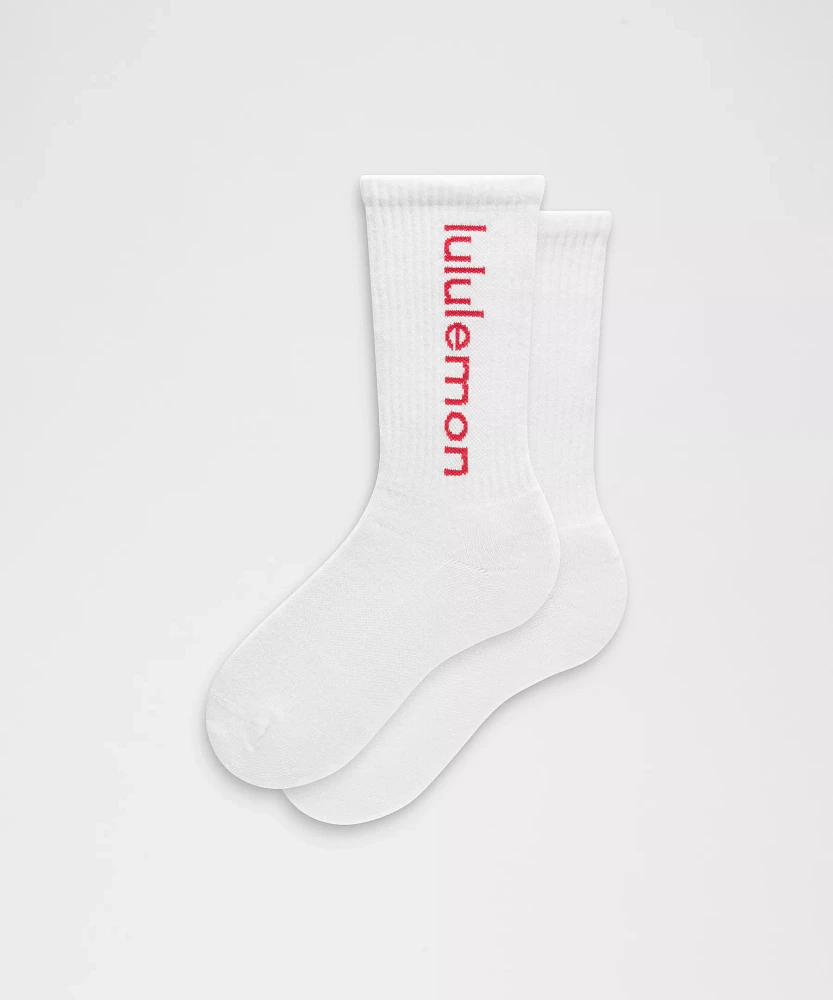 Unisex Daily Essential Crew Socks *Wordmark | Men's