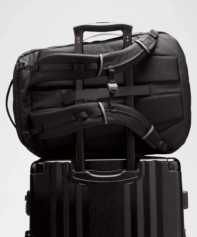 Triple-Zip Backpack 28L *Tech Canvas | Men's Bags,Purses,Wallets