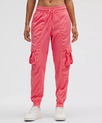 Dance Studio Relaxed-Fit Mid-Rise Cargo Jogger | Women's Joggers