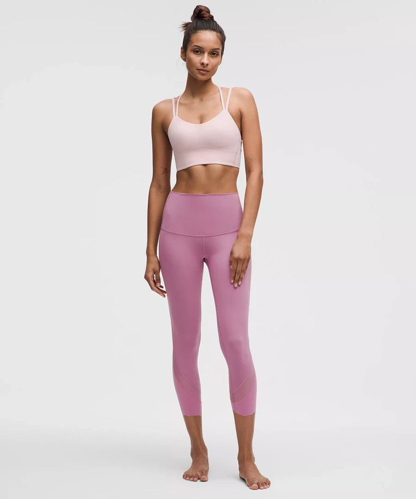 Wunder Under Scalloped Hem High-Rise Crop 23" | Women's Capris