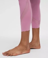 Wunder Under Scalloped Hem High-Rise Crop 23" | Women's Capris