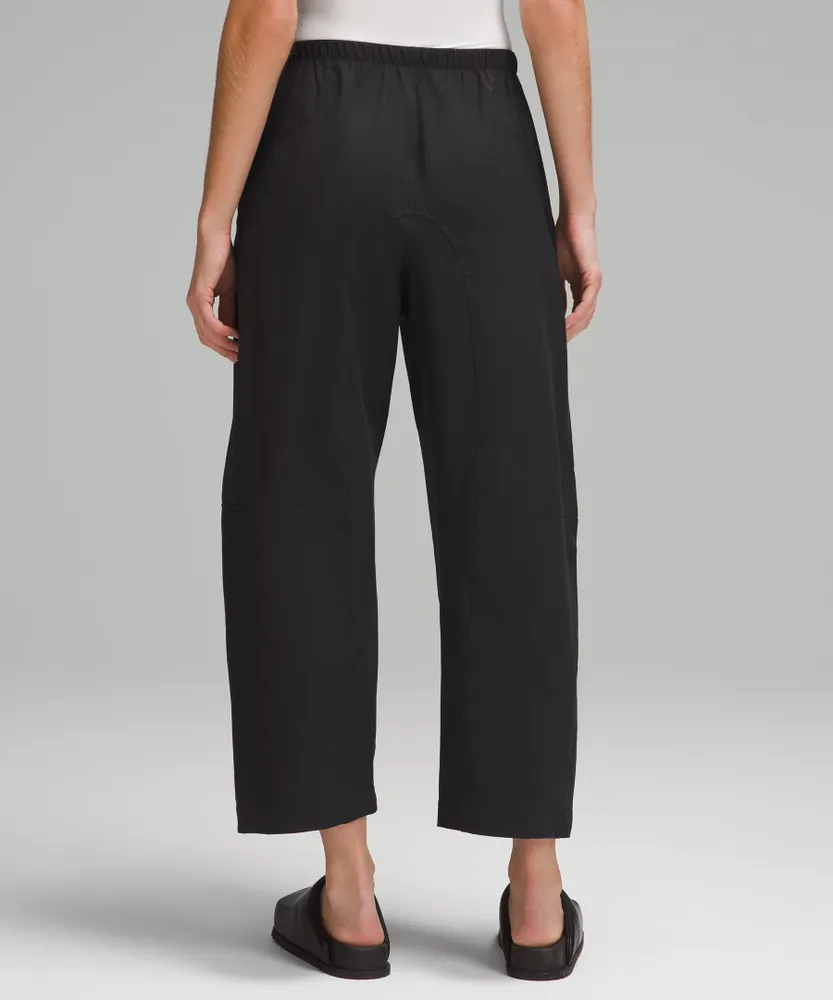 Lightweight Mid-Rise Barrel-Leg Cropped Pant | Women's Capris