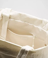 On My Level Carryall Tote Bag 27.5L | Women's Bags,Purses,Wallets