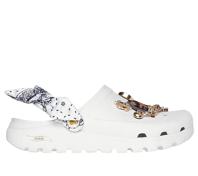 Snoop Dogg: Arch Fit Footsteps