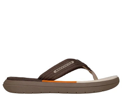 Relaxed Fit: Voreno