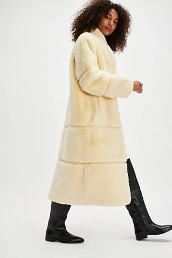 APPARIS Sylke Long Coat