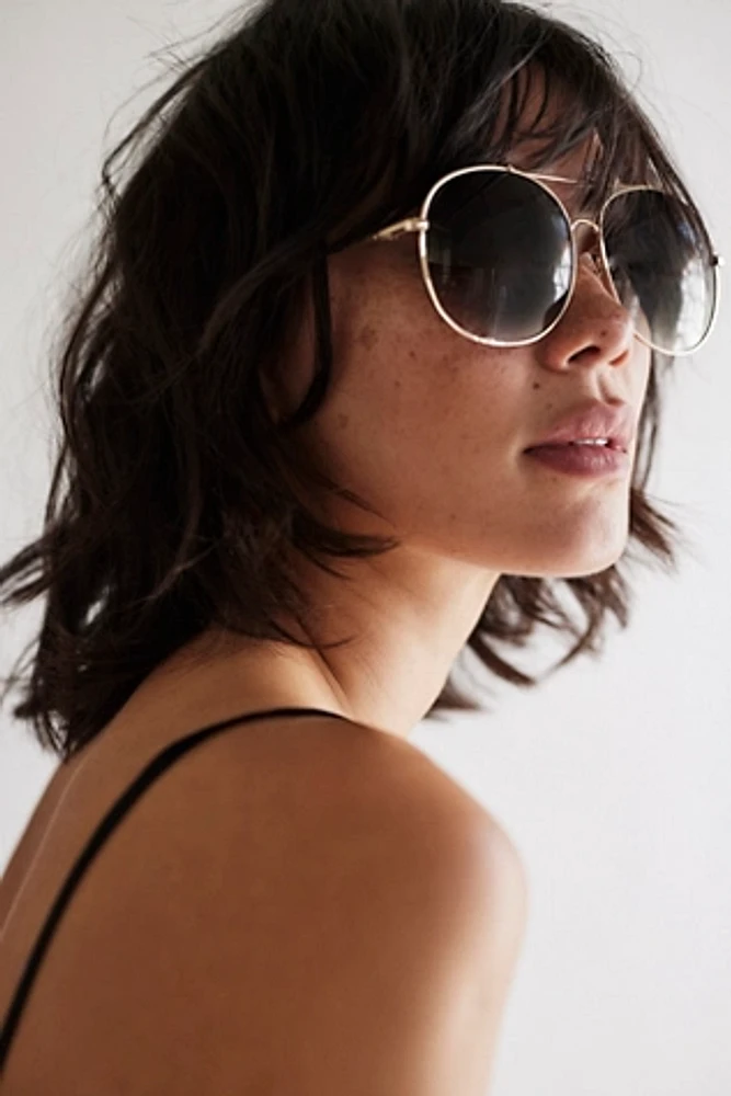 Pasadena Oversized Metal Aviator Sunglasses