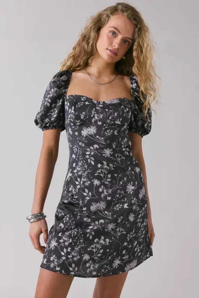 Glamorous Dandelion Floral Sweetheart Puff Sleeve Mini Dress